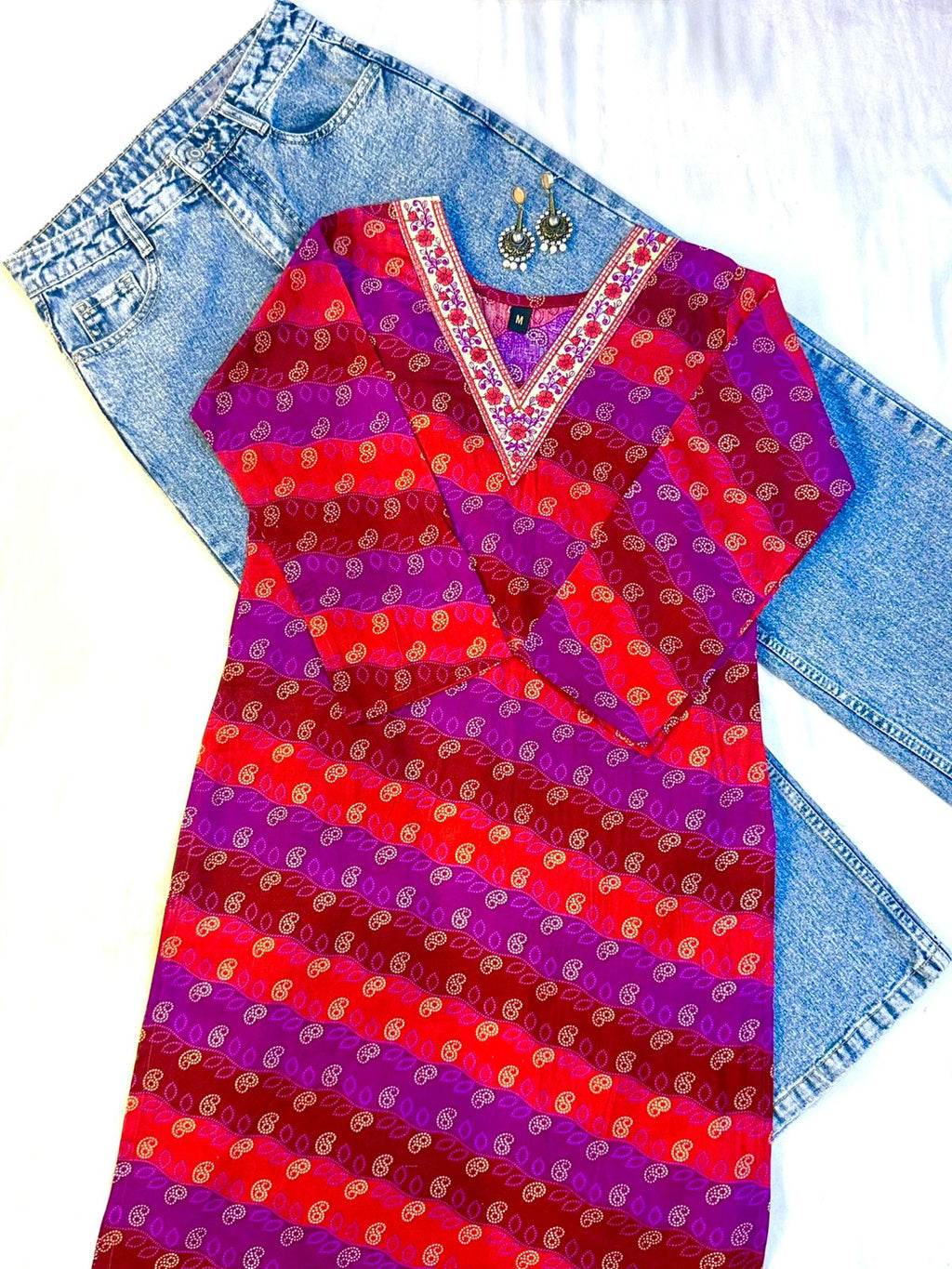 Vibrant Veena Bandhani Kurti