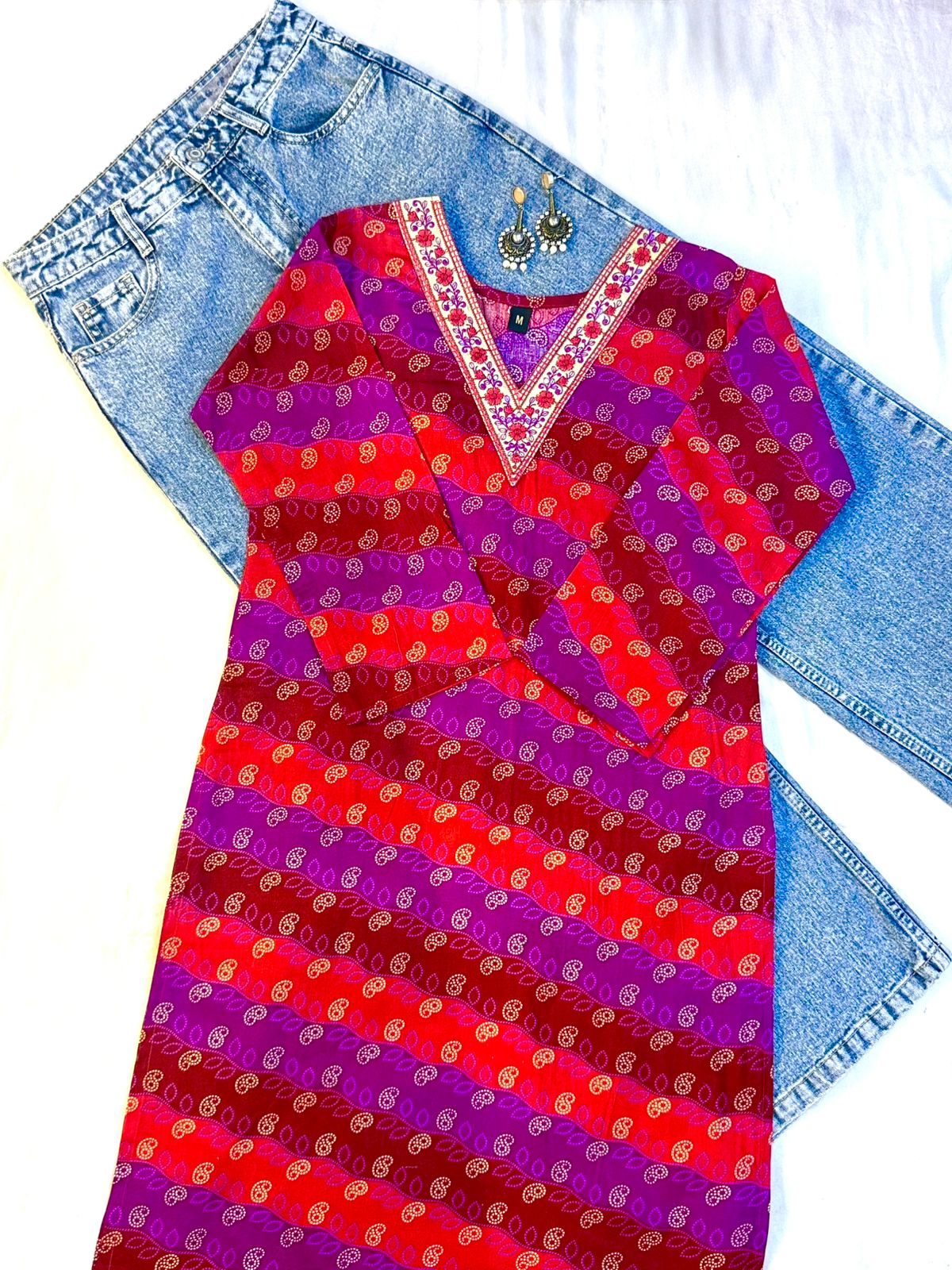 Vibrant Veena Bandhani Kurti