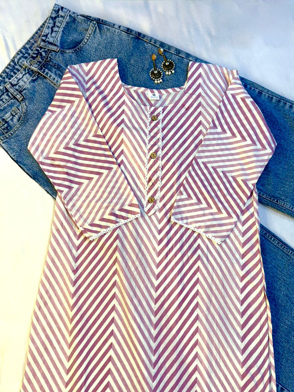Pink Wave Laheriya Kurti