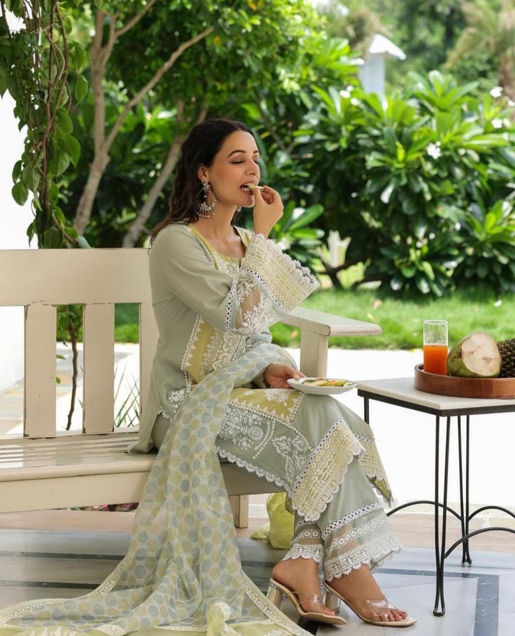 Mul Cotton Pakistani Suit with Organza Detailing