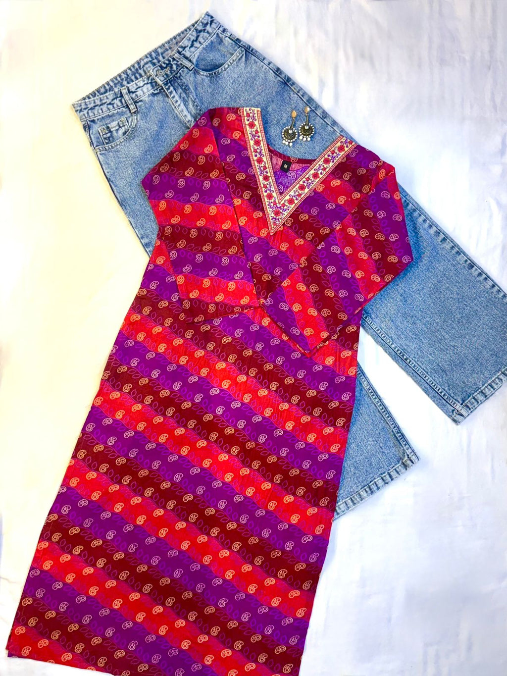 Vibrant Veena Bandhani Kurti