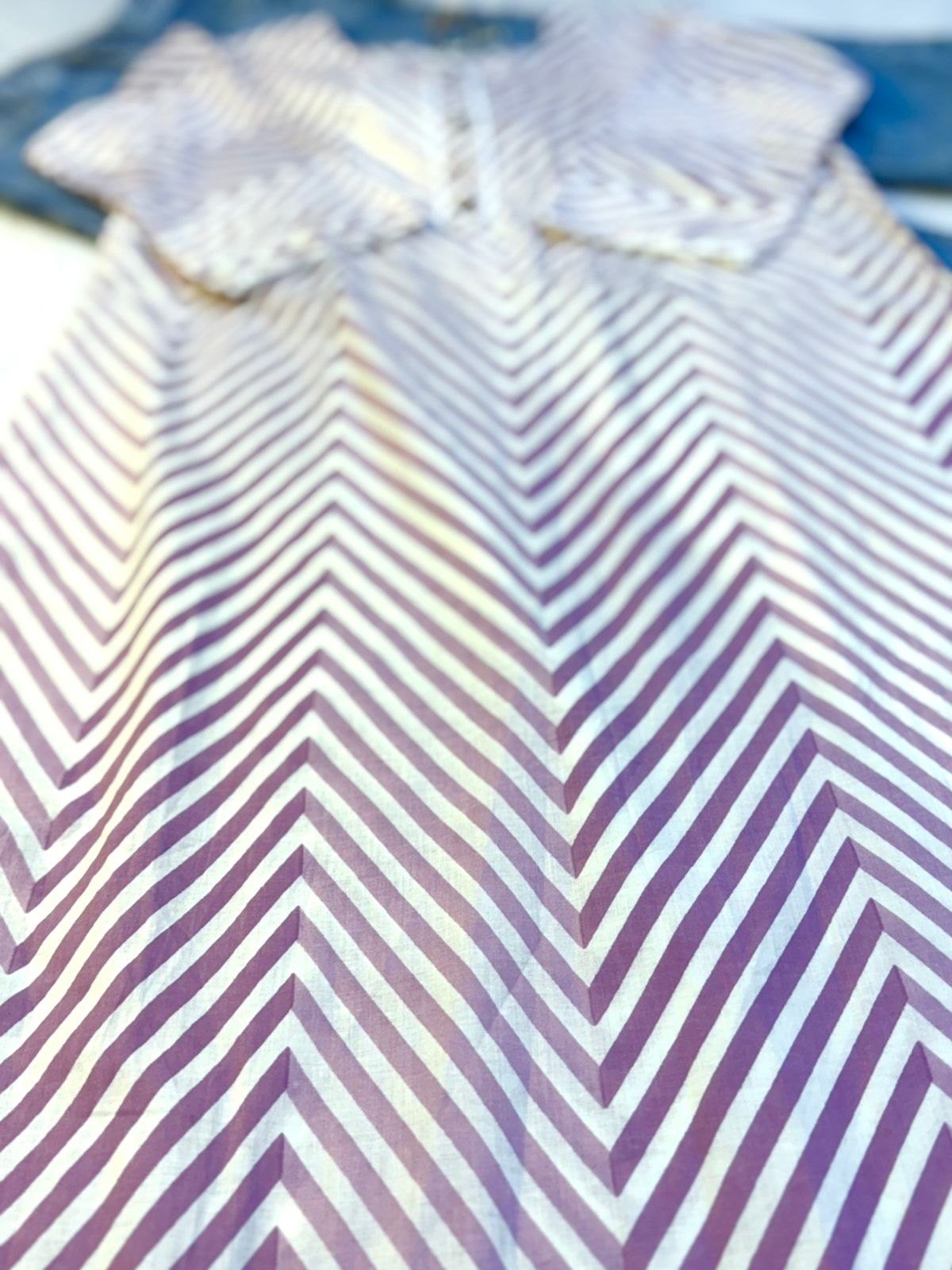 Pink Wave Laheriya Kurti