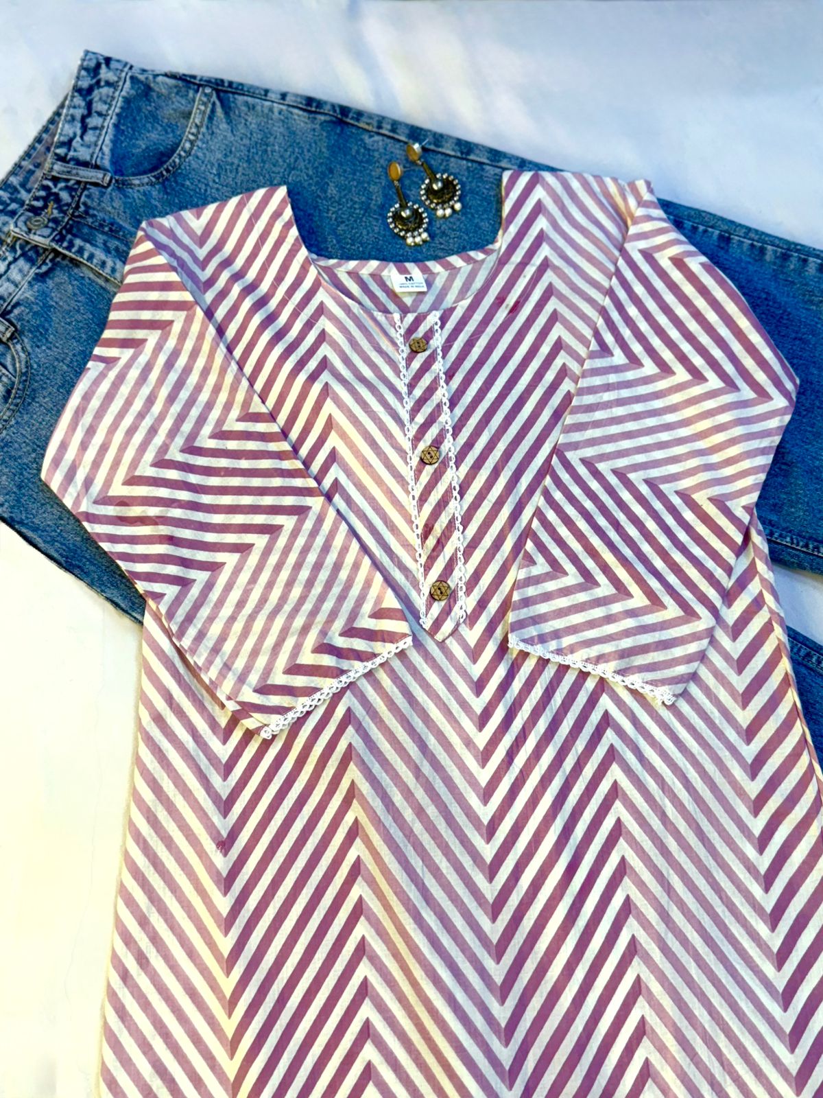 Pink Wave Laheriya Kurti