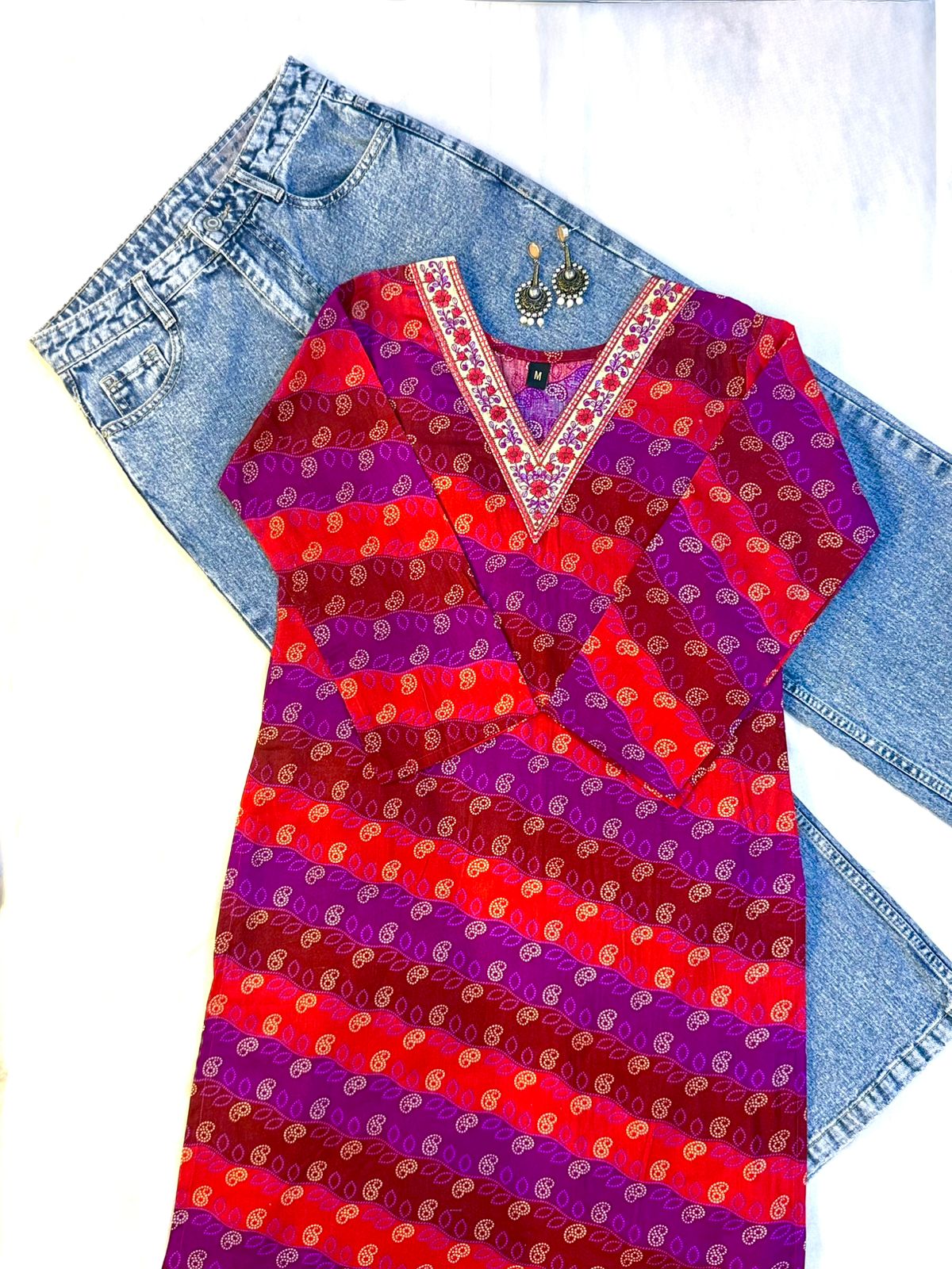 Vibrant Veena Bandhani Kurti