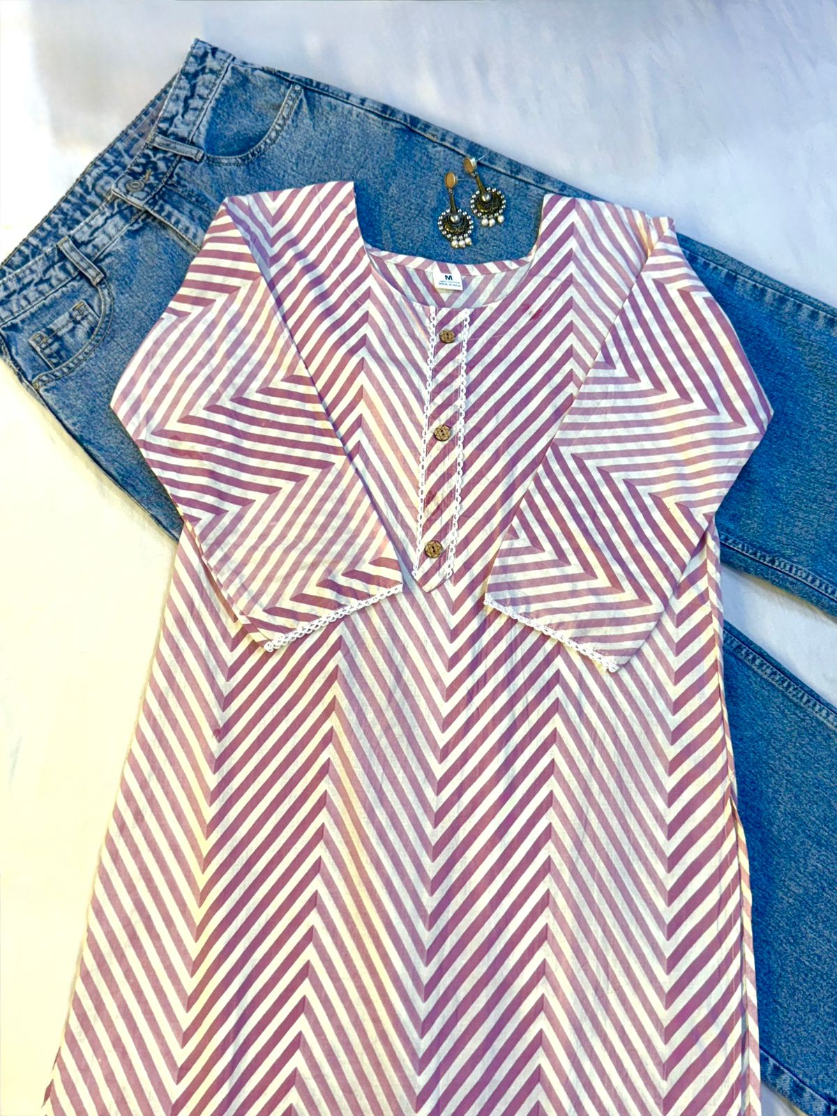 Pink Wave Laheriya Kurti