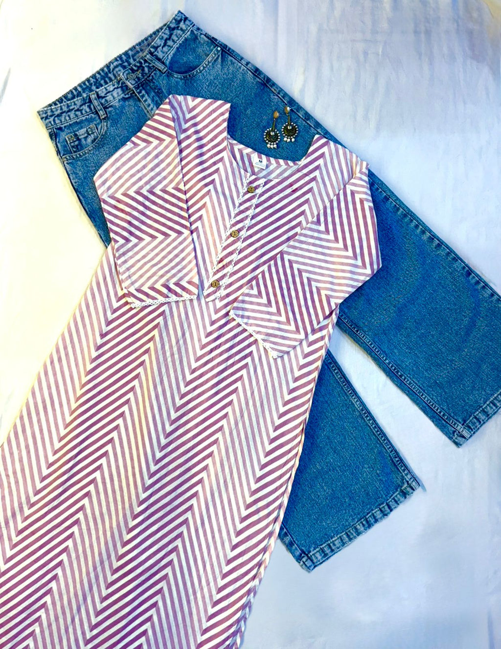 Pink Wave Laheriya Kurti