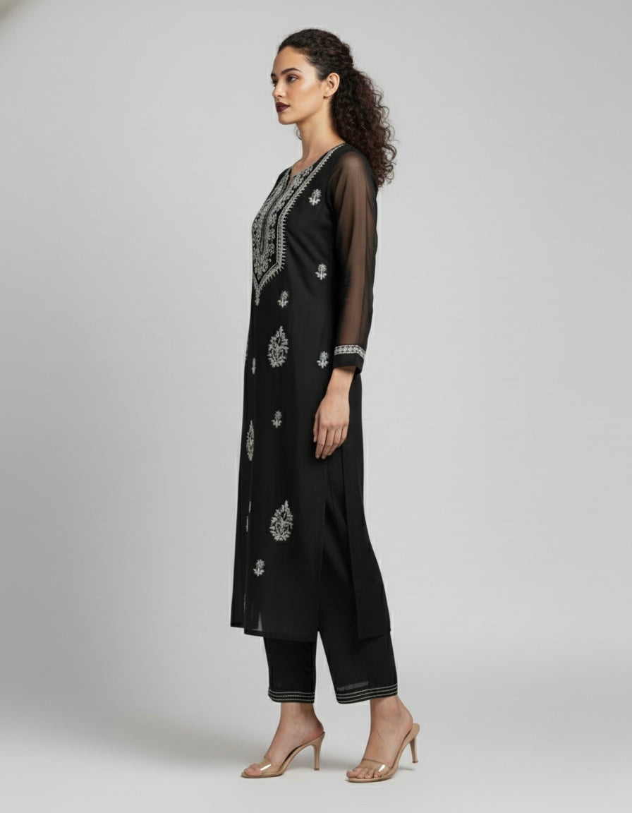 Lucknowi Zaraahat Suit