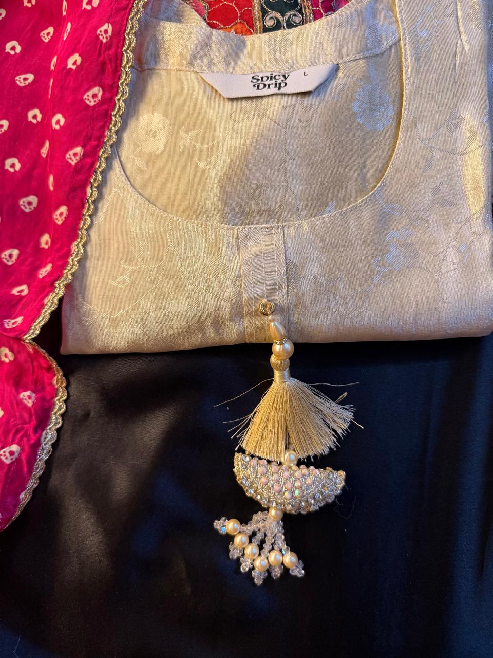 Pink Shimmer Banarasi Temple Design Suit With Bandhej-Style Silk Dupatta