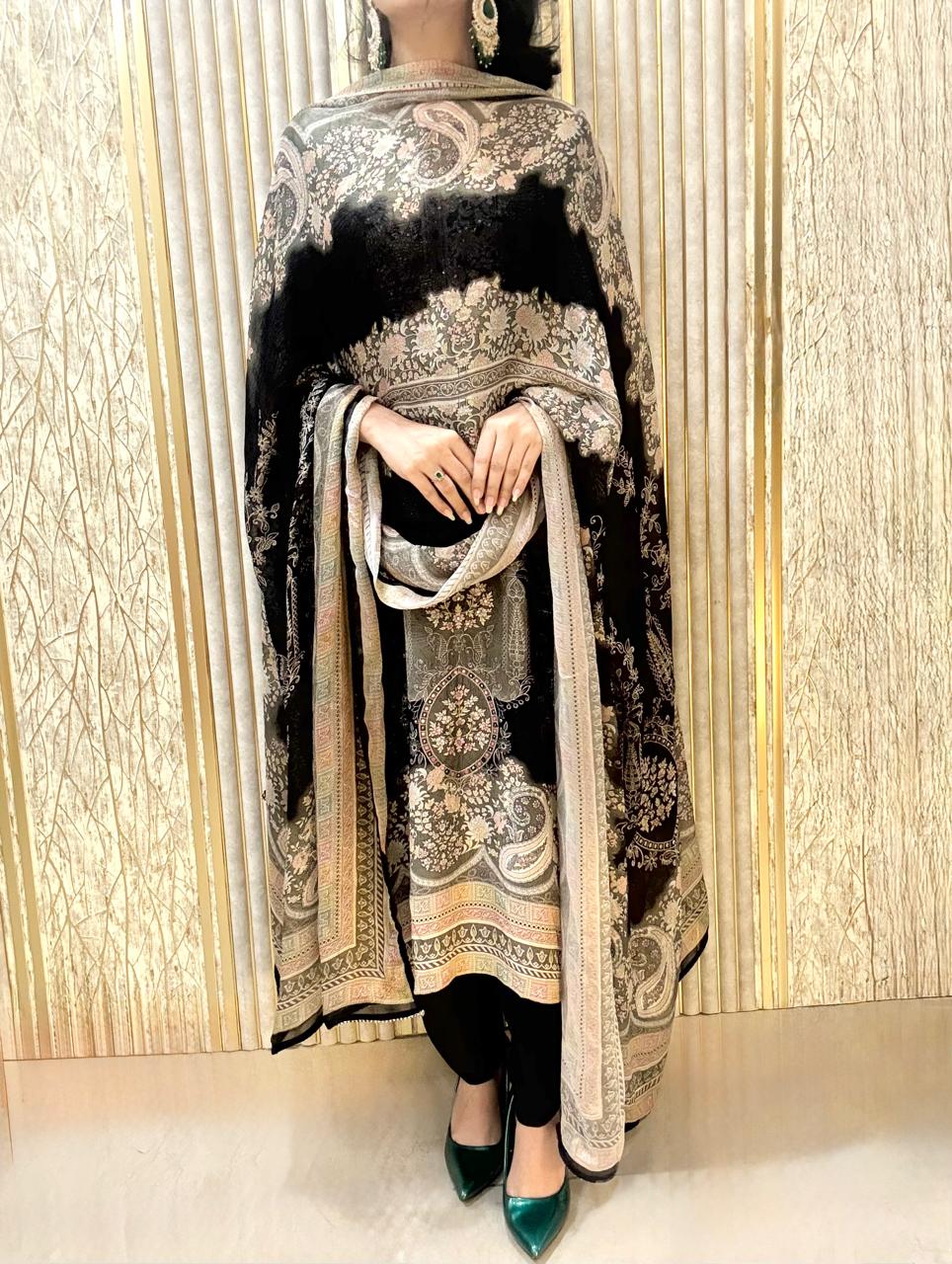 Crepe Silk Luxe Pakistani Suit